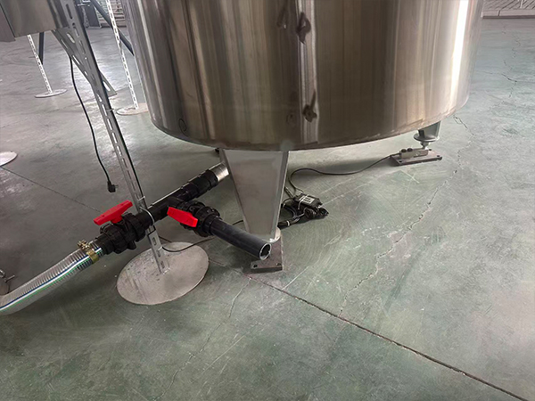 半自动液态料线